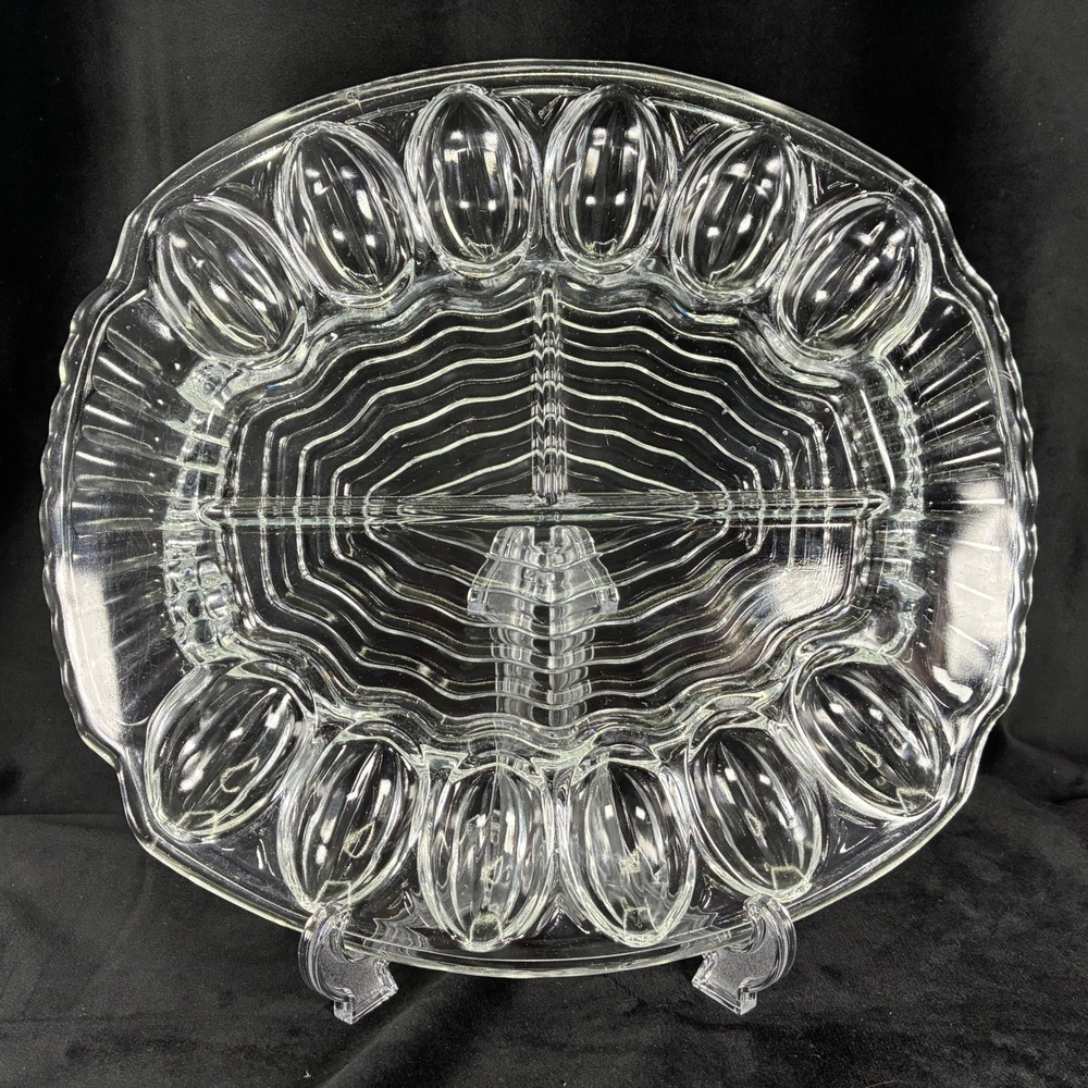 LE Smith Glass Clear Deviled Egg Platter Scalloped Serving Tray Vintage 12.5in